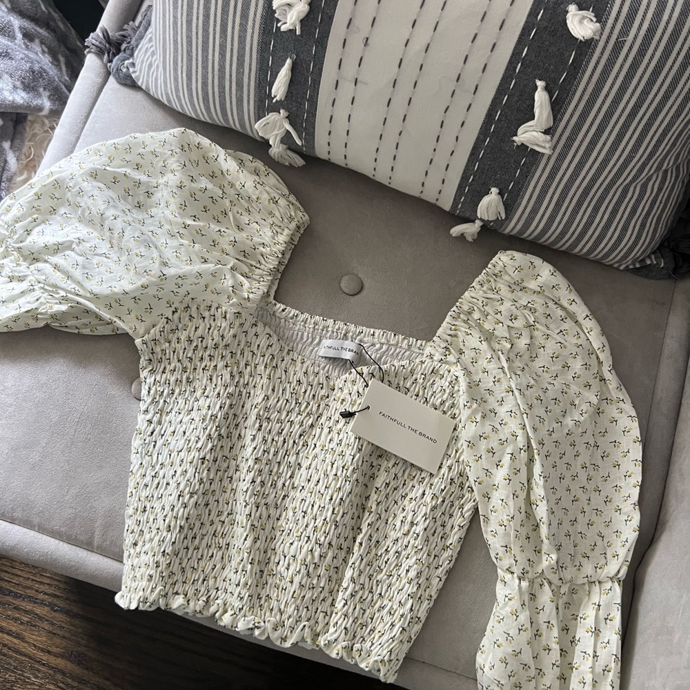 NWT faithful the brand top size M